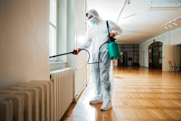 Best Commercial Pest Control Services  in Hilbert, WI